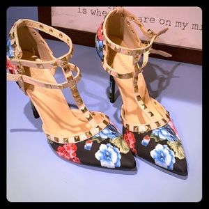 WildDiva Lounge heels -Worn Once